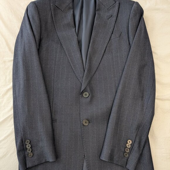 Armani Suit - Picture 1 of 10